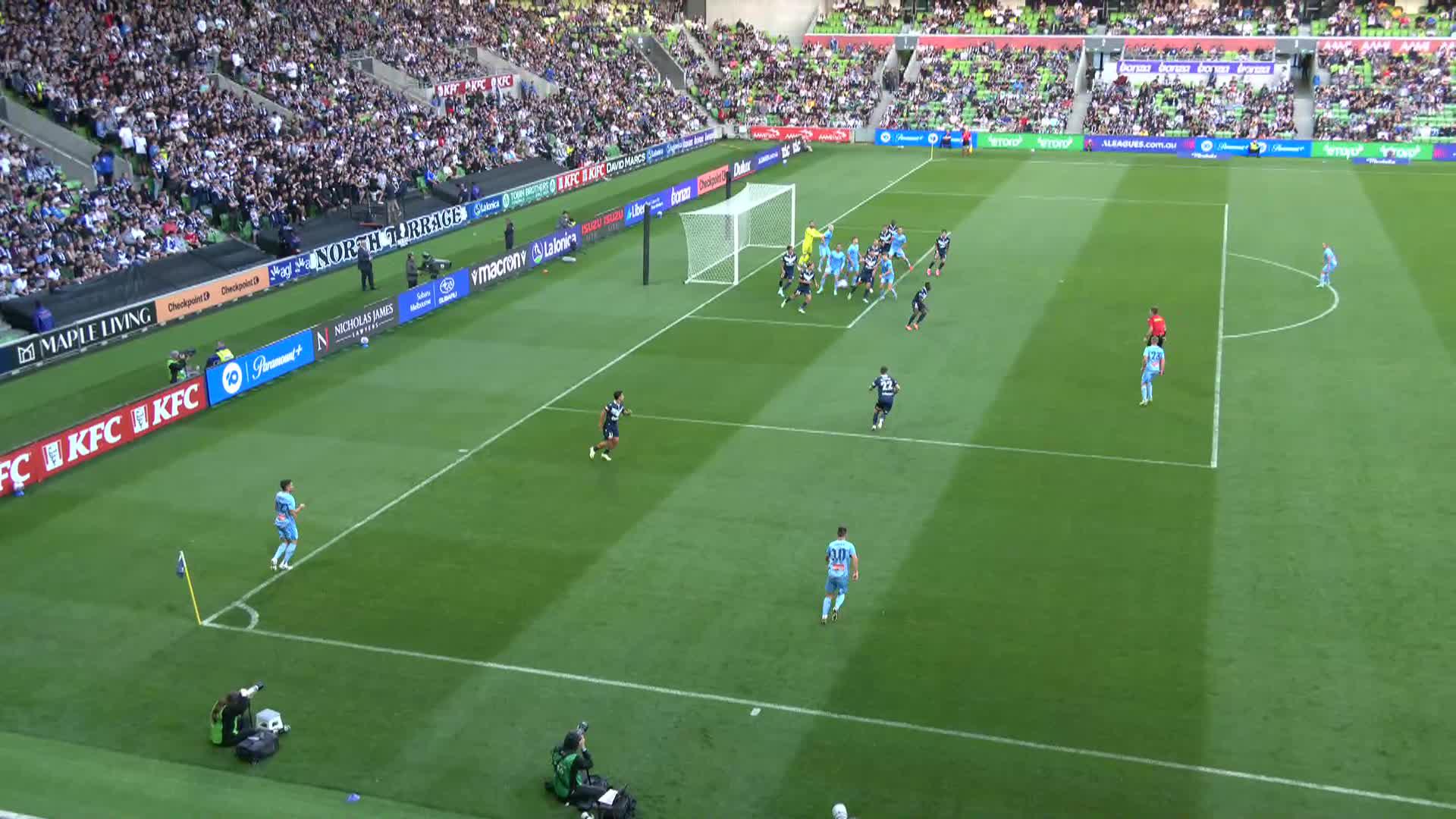 Melbourne Victory Faces Off Against Sydney FC