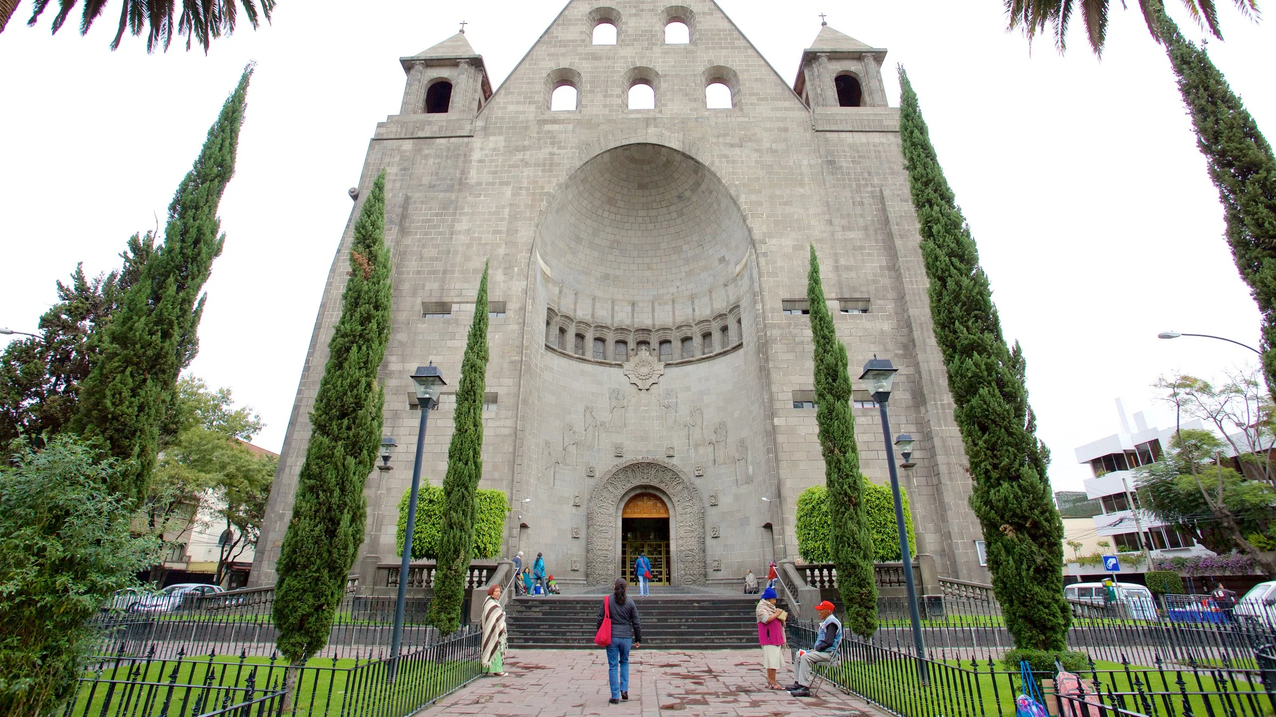 Exploring the Vibrant Neighborhood of Polanco