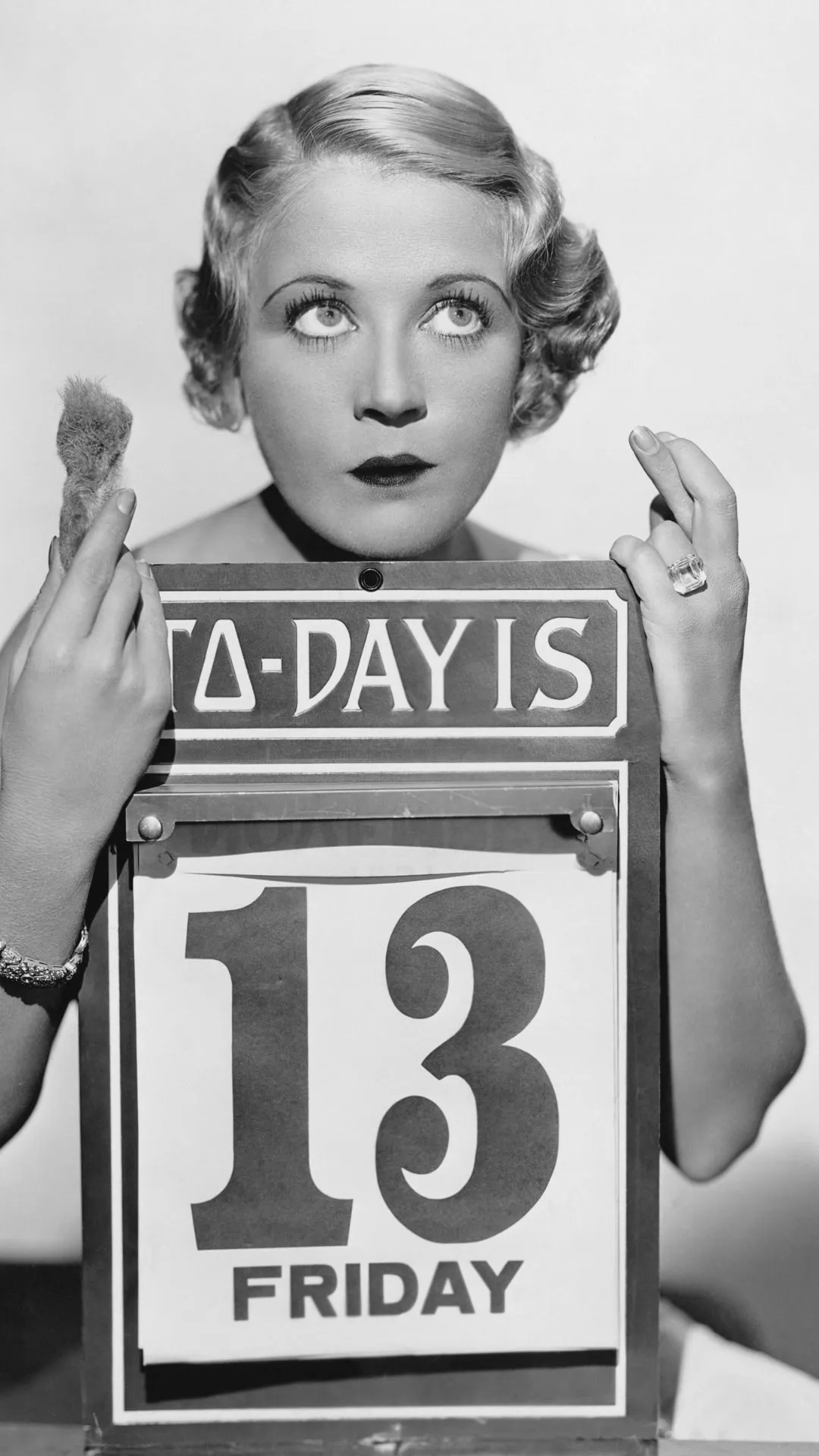 Ìtàn àti Àkópọ̀ Friday the 13th