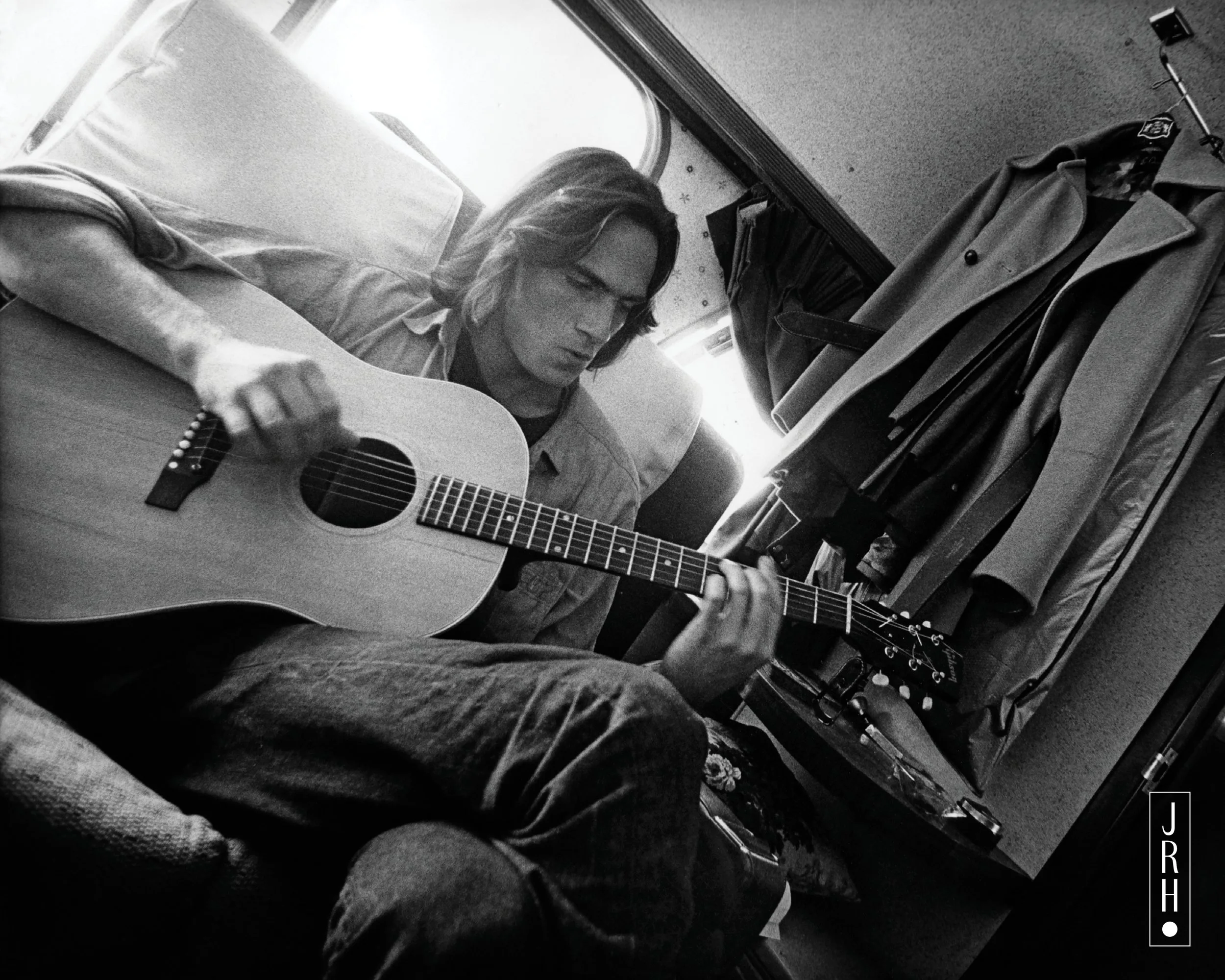 James Taylor: The Iconic Singer-Songwriter of Our Time