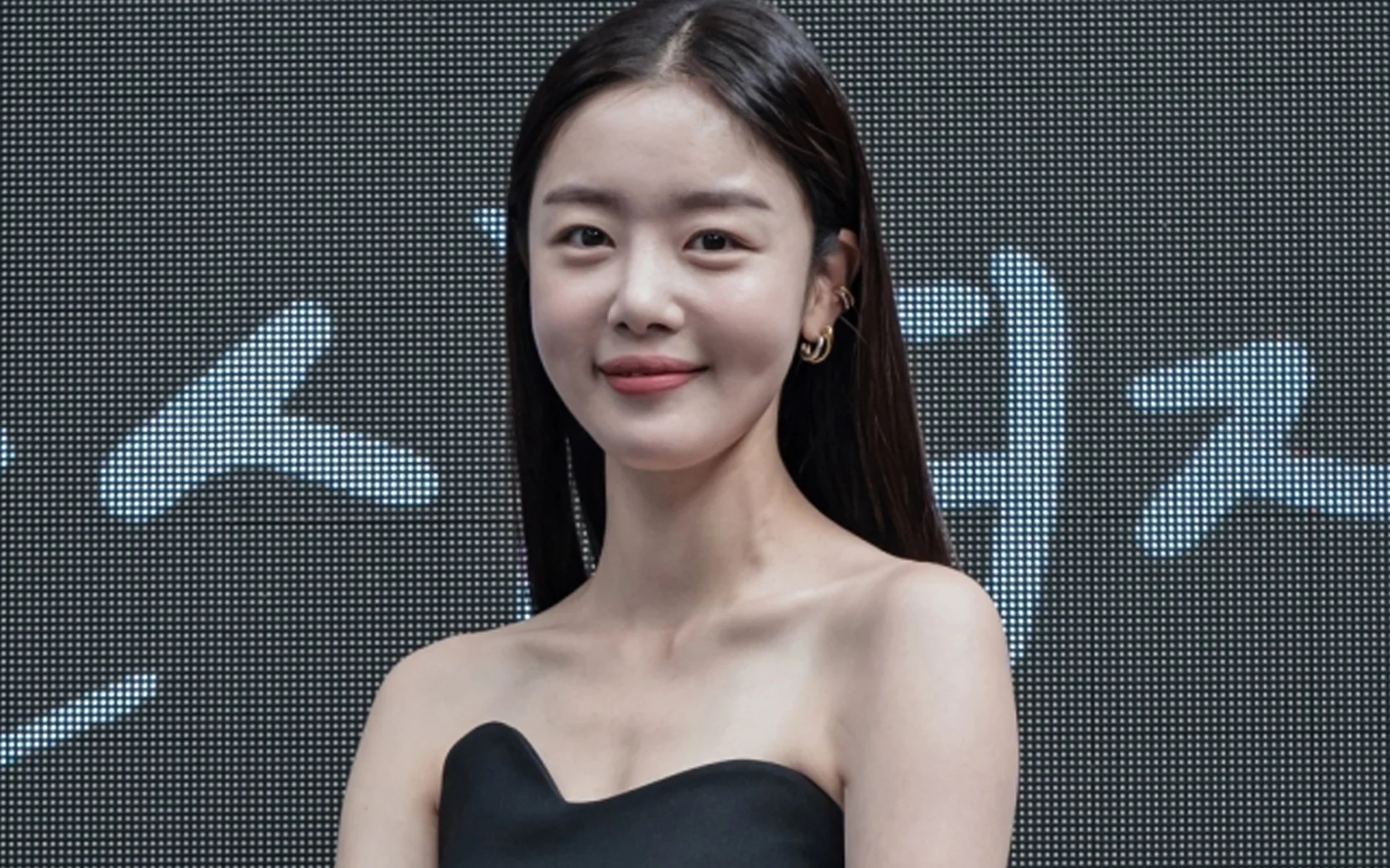 Exploring the Career of Jung Eun Woo: A Rising Korean Star