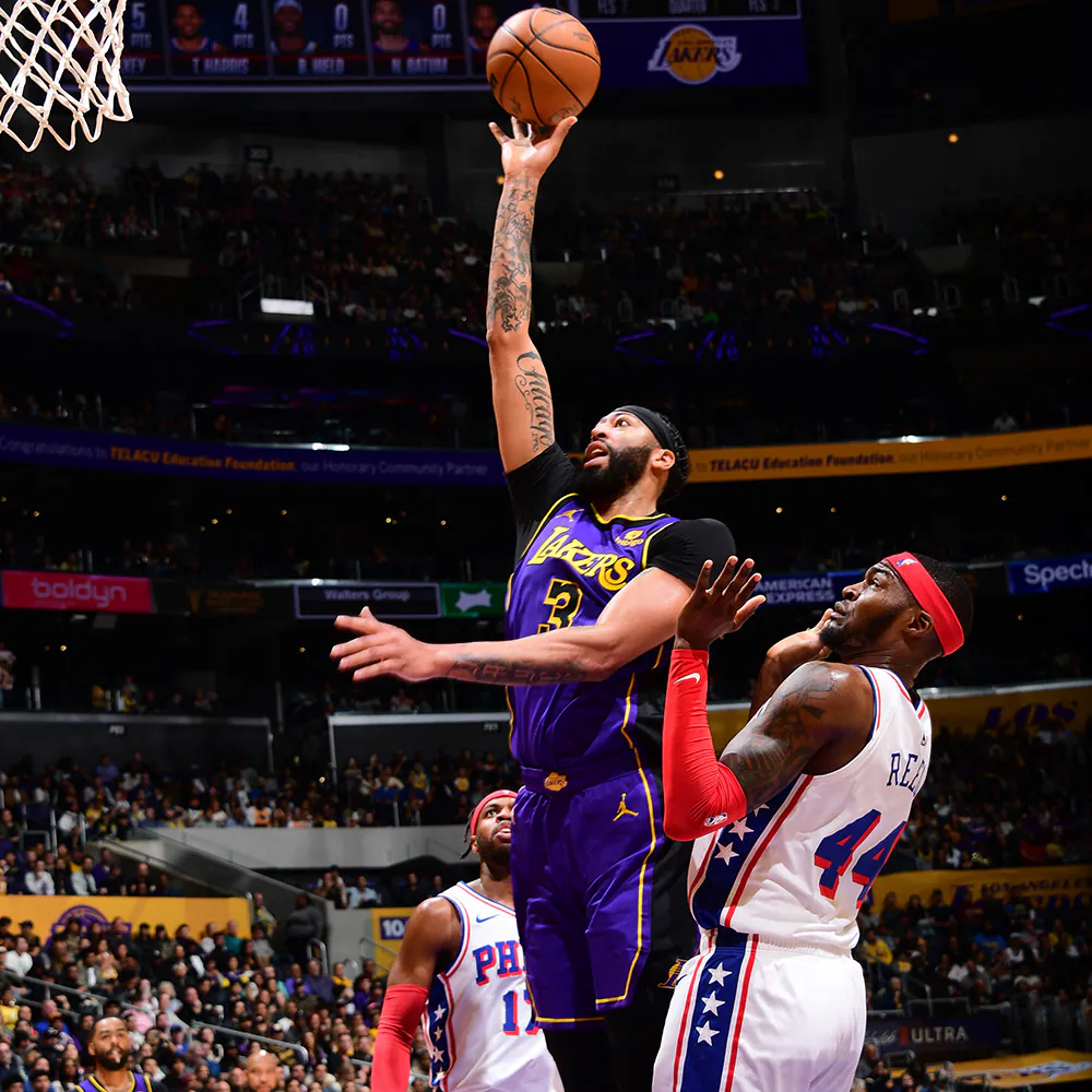 Lakers vs 76ers: A Clash of NBA Titans