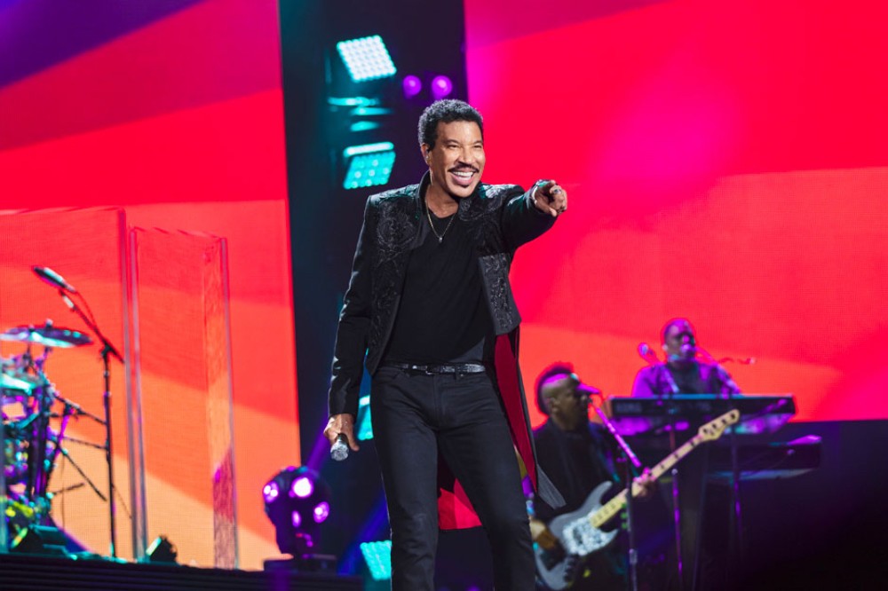The Incredible Journey of Lionel Richie in Music