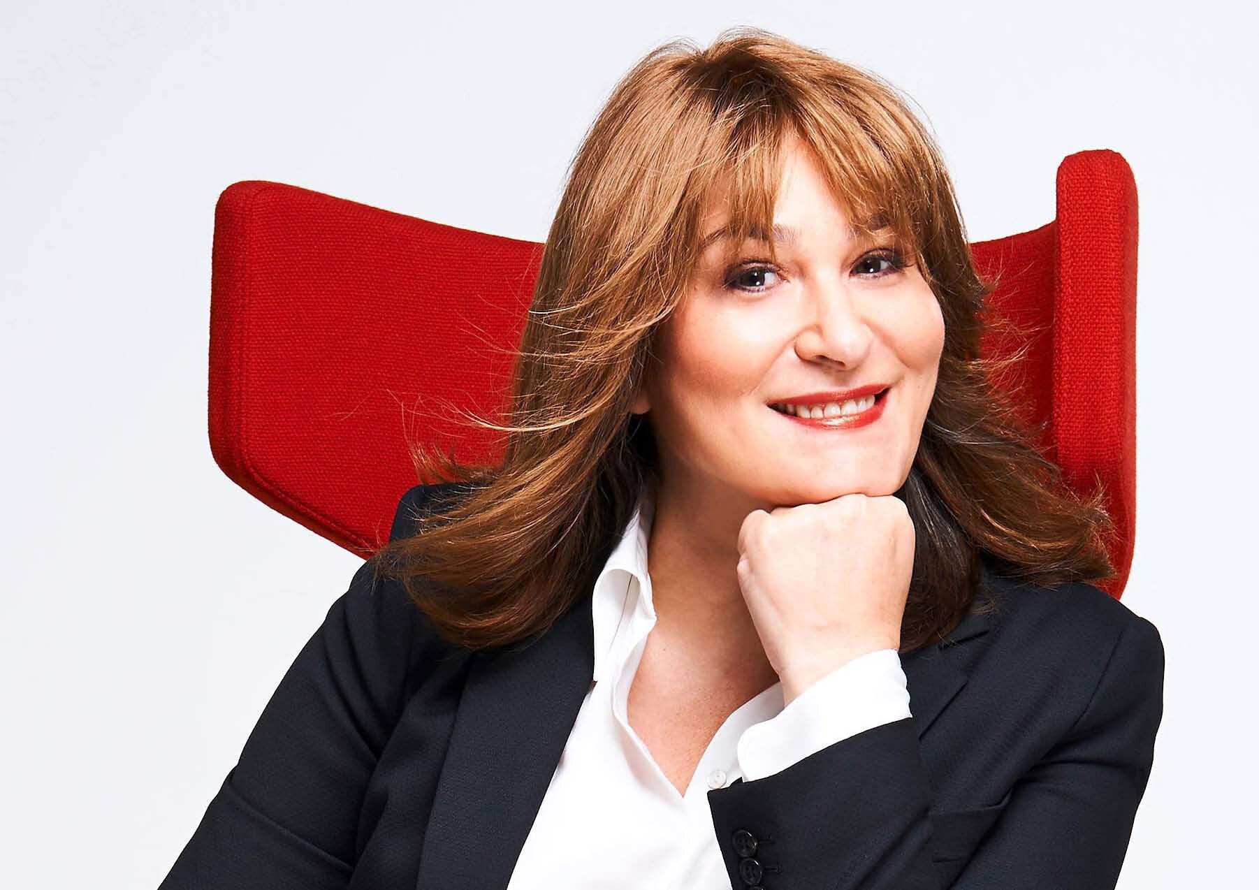 Exploring the Influence of Sarah Vine in Modern Media